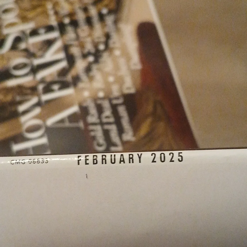 Town & Country Magazine USA Feb February 2025 CARRIE COON Cover NEW with Label